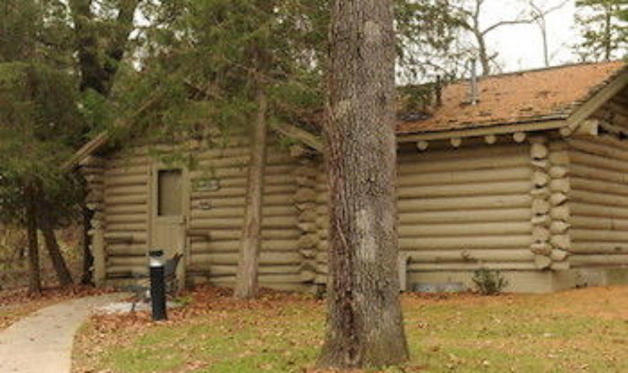 Starved Rock Lodge & Conference Center Utica Exterior foto